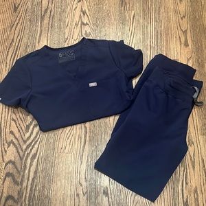 Figs Navy Scrub Set